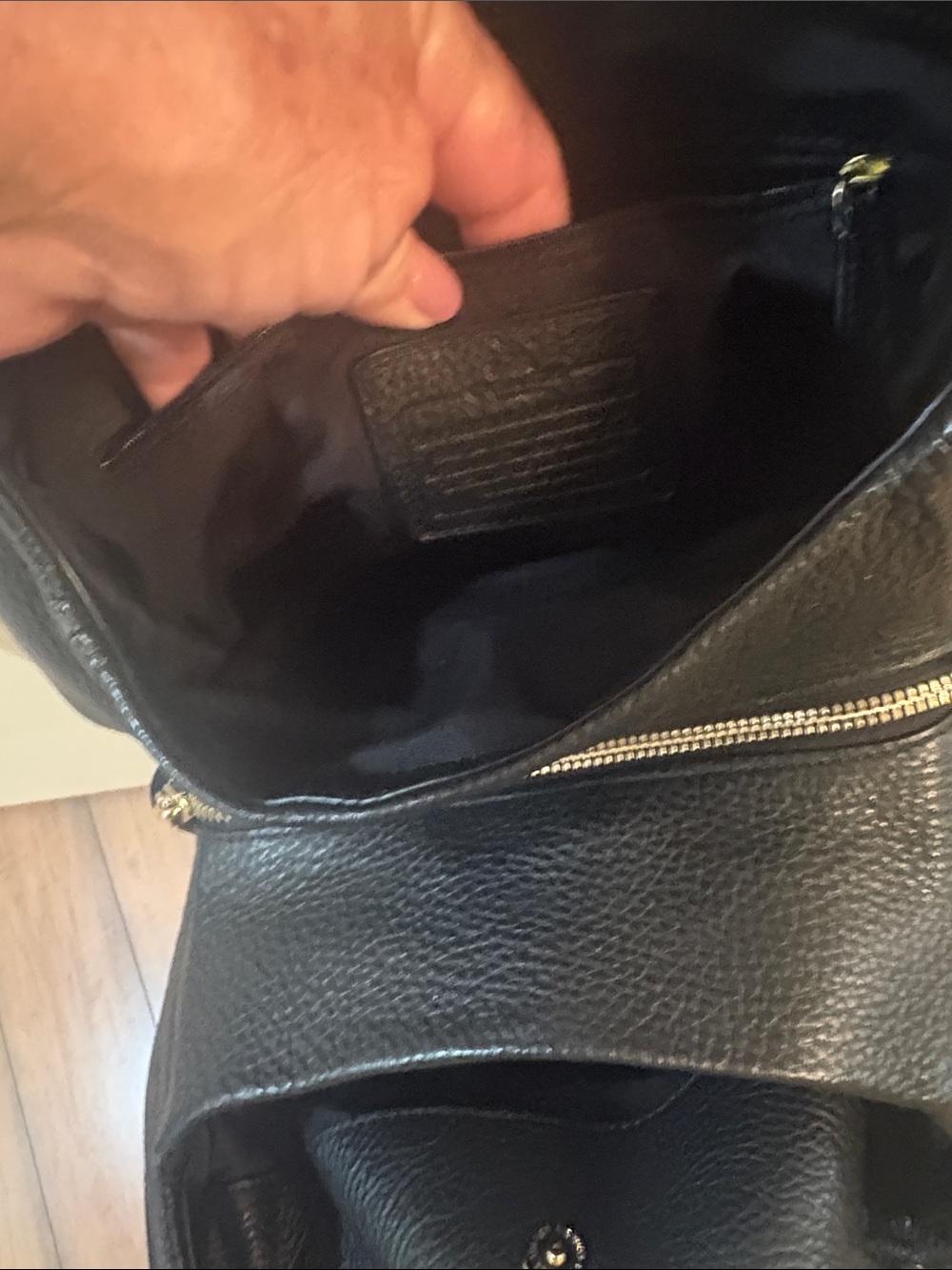 Coach Black Pebbled Leather Shoulder Bag with Gold Hardware - Picture 6 of 6